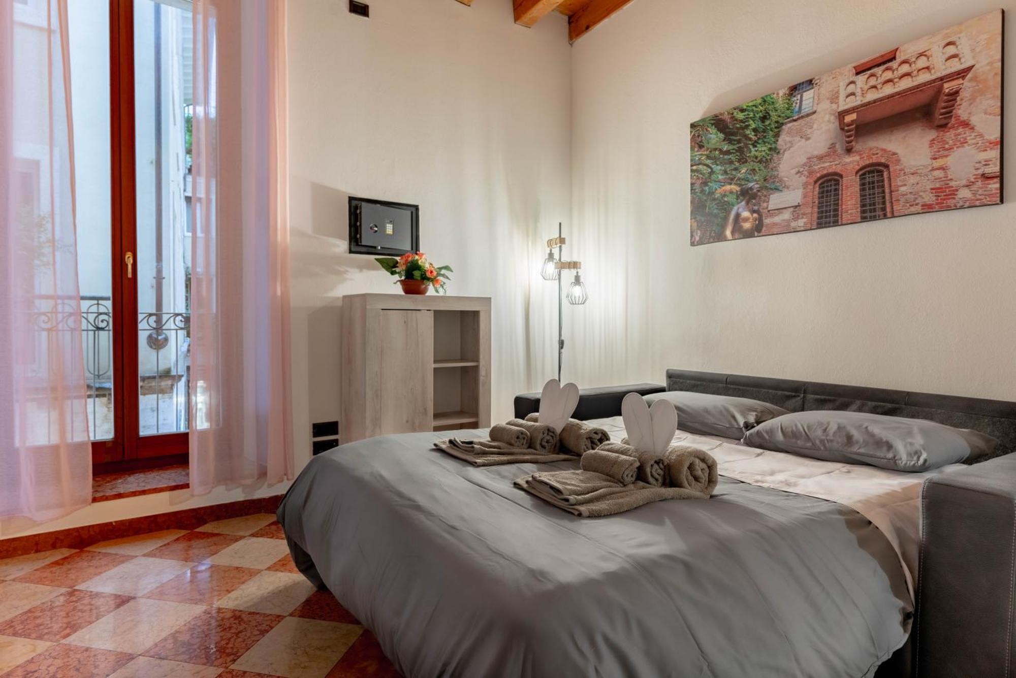 -Near Arena & Giuletta- Pet Friendly Mazzini Palace Верона Екстериор снимка
